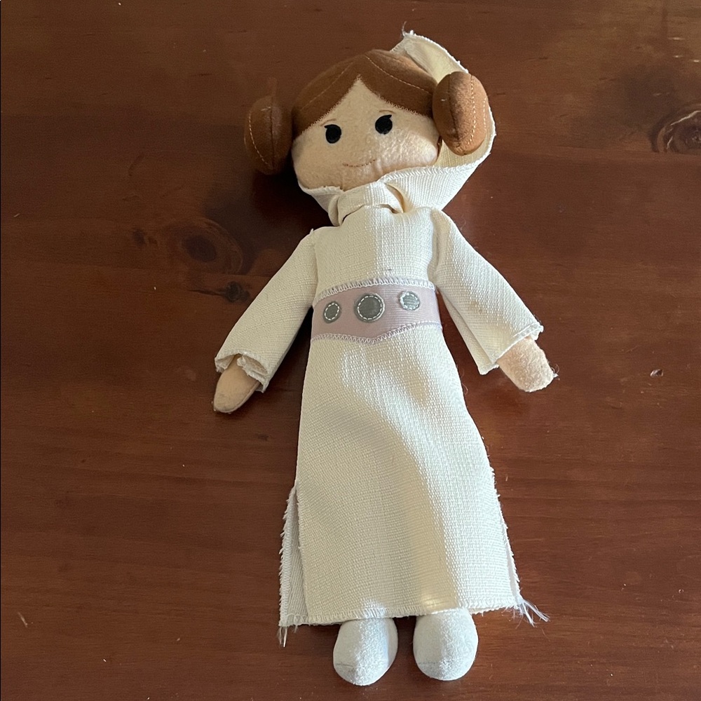 Princess Leia Plush Doll Disney Parks Star Wars Galaxy's Edge Toydarian SOLD OUT